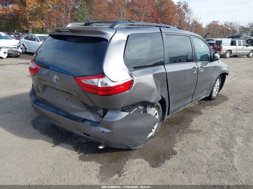 5TDYK3DC8FS628008 2015 TOYOTA SIENNA photo no. 4