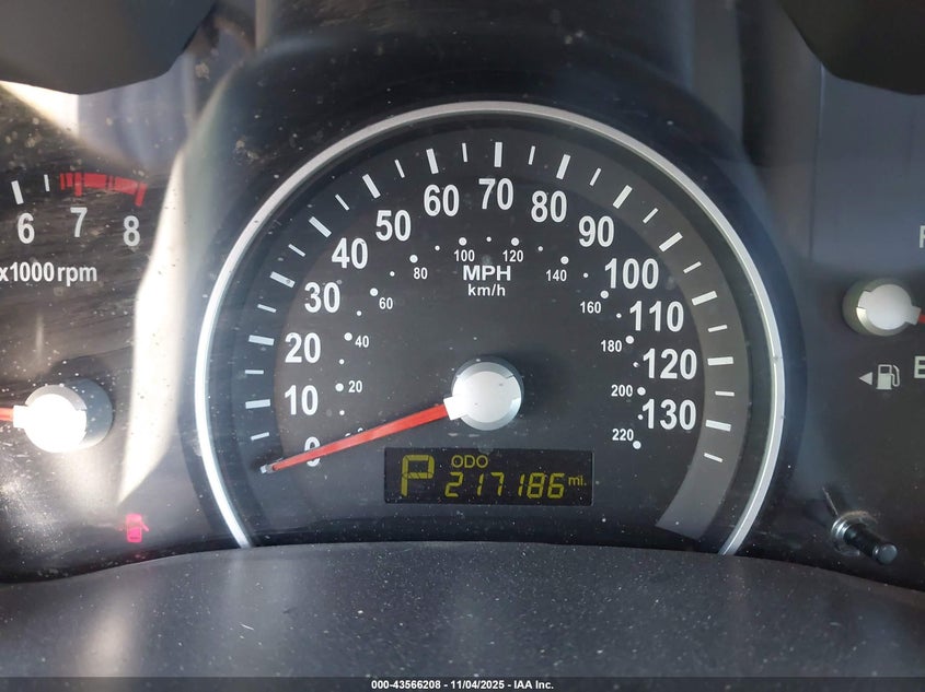 2014 KIA SEDONA LX - KNDMG4C79E6540187