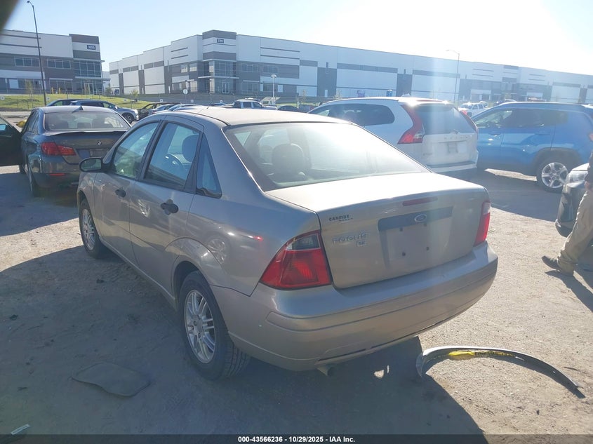 1FAFP34N07W298334 2007 FORD FOCUS photo no. 3