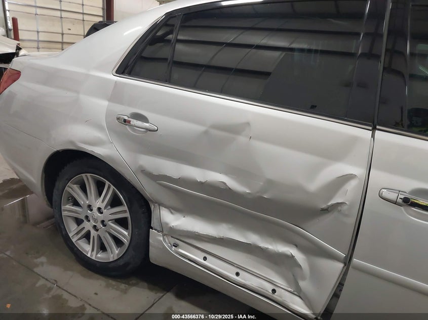 2008 Toyota Avalon Limited VIN: 4T1BK36B48U261693 Lot: 43566376