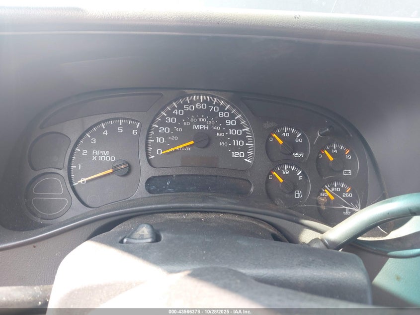 2005 Chevrolet Tahoe Ls VIN: 1GNEC13V35R179199 Lot: 43566378