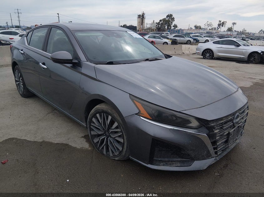 2023 Nissan Altima Sv Fwd