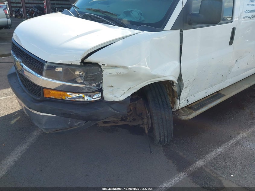 2021 Chevrolet Express Cargo Rwd 2500 Regular Wheelbase Wt VIN: 1GCWGAFP2M1217890 Lot: 43566390