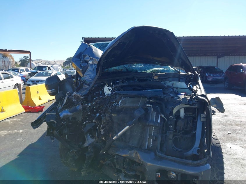 2025 Ford F-350 Platinum VIN: 1FT8W3BM7SEC03279 Lot: 43566395