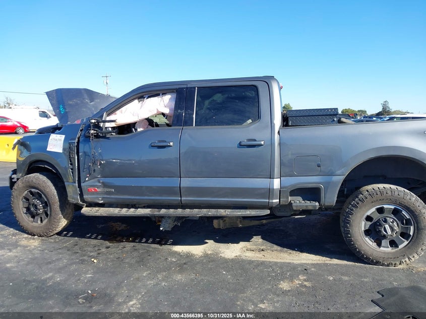 2025 Ford F-350 Platinum VIN: 1FT8W3BM7SEC03279 Lot: 43566395