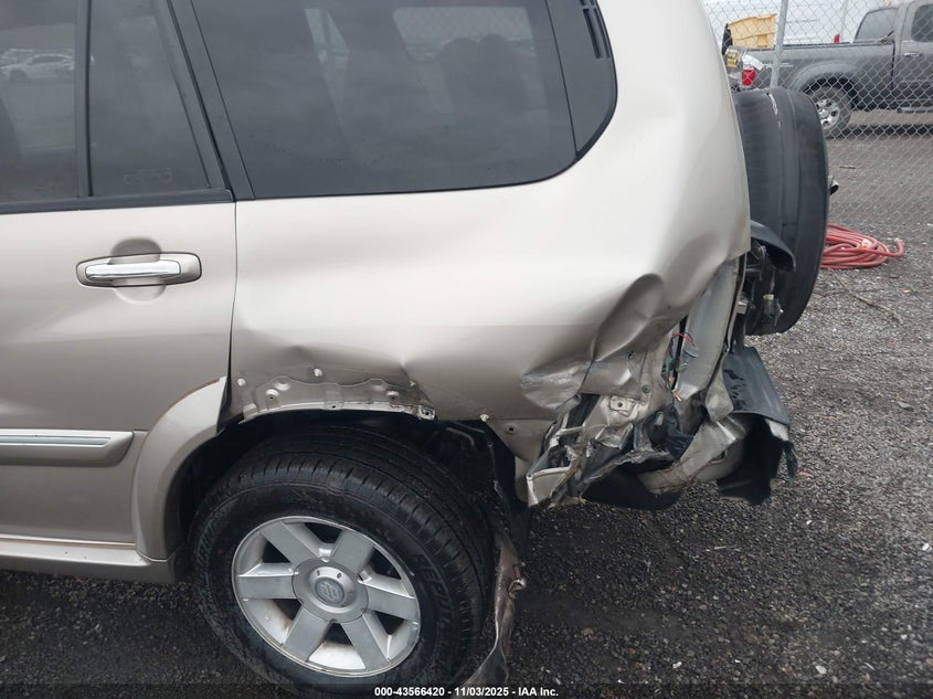 2002 Suzuki Xl-7 Limited/Plus/Standard/Touring VIN: JS3TX92V824108675 Lot: 43566420