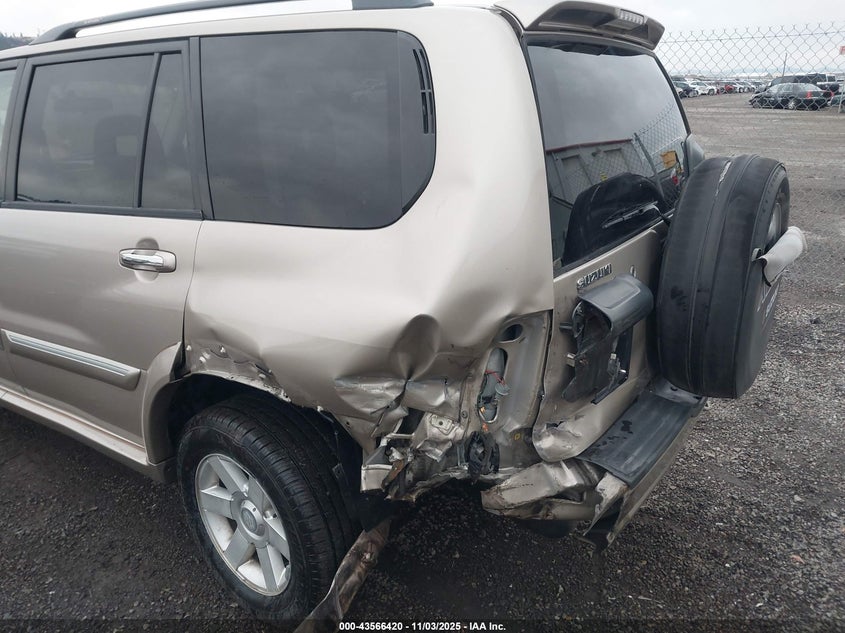 2002 Suzuki Xl-7 Limited/Plus/Standard/Touring VIN: JS3TX92V824108675 Lot: 43566420