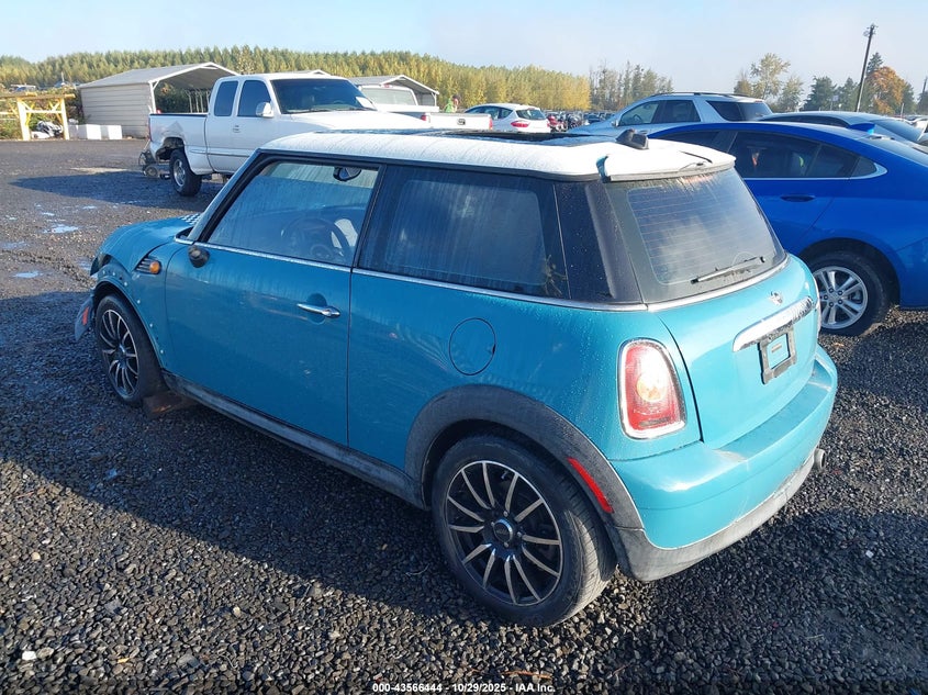 WMWMF33598TT61727 2008 MINI COOPER photo no. 3