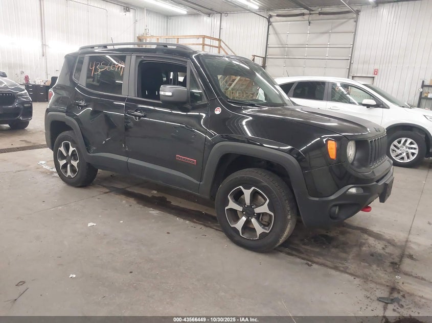 JEEP RENEGADE TRAILHAWK 4X4