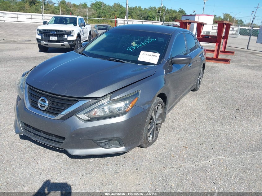 1N4AL3AP2HC479692 2017 NISSAN ALTIMA photo no. 2