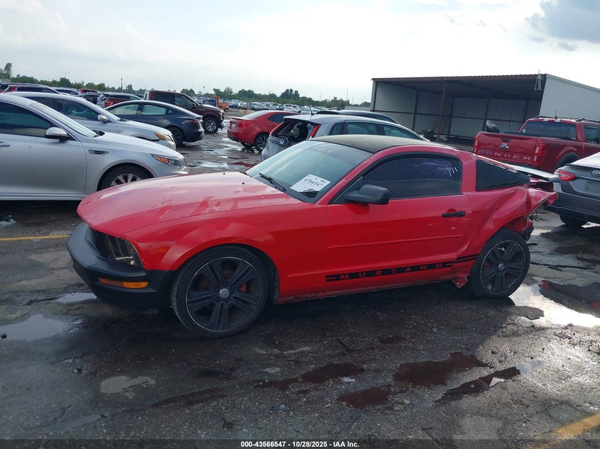 2007 Ford Mustang V6 Deluxe/V6 Premium VIN: 1ZVFT80NX75211955 Lot: 43566547