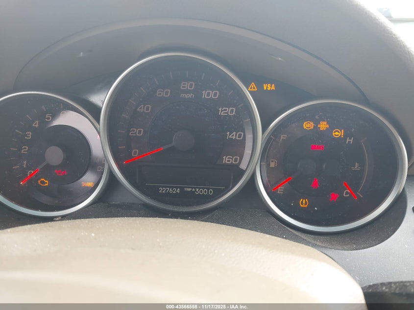 2005 Acura Rl 3.5 VIN: JH4KB16555C007610 Lot: 43566558