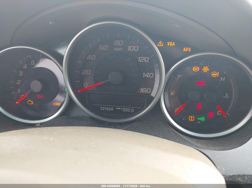 2005 Acura Rl 3.5 VIN: JH4KB16555C007610 Lot: 43566558