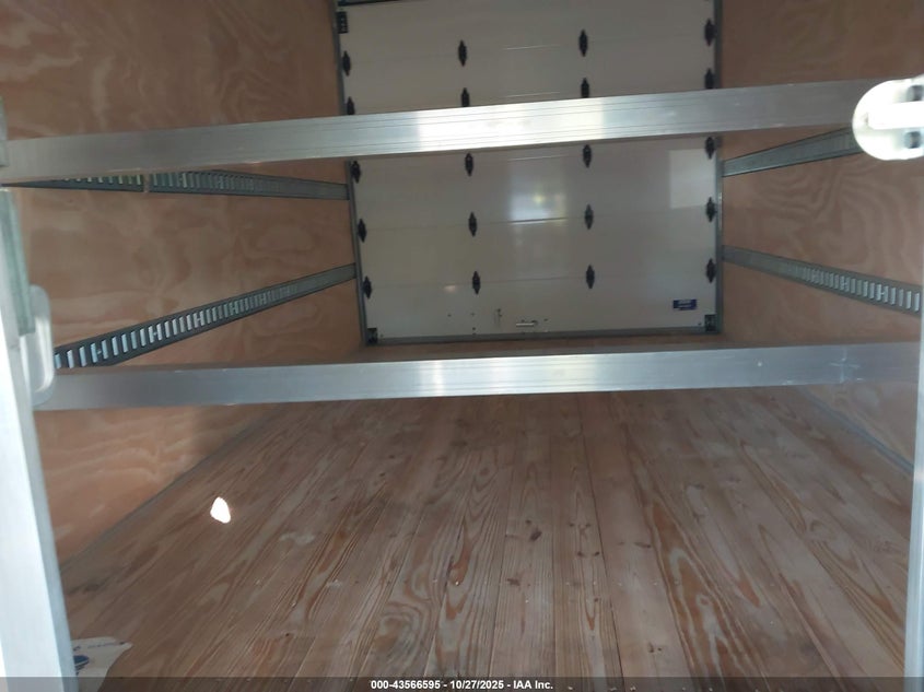 2025 Chevrolet Express Cutaway Work Van VIN: 1GB3GSF72S1259860 Lot: 43566595