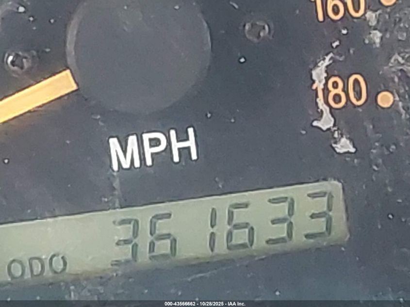 2002 Toyota Tundra Sr5 V8 VIN: 5TBRT34142S265810 Lot: 43566662