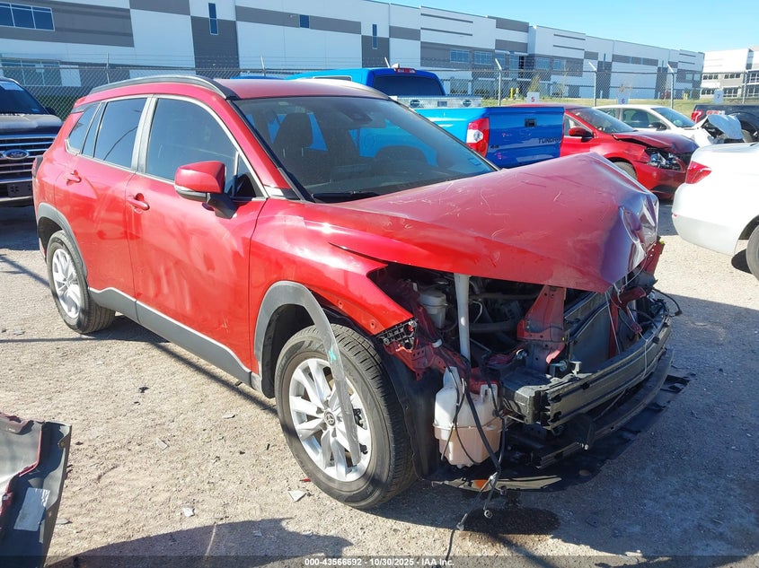 TOYOTA COROLLA CROSS LE