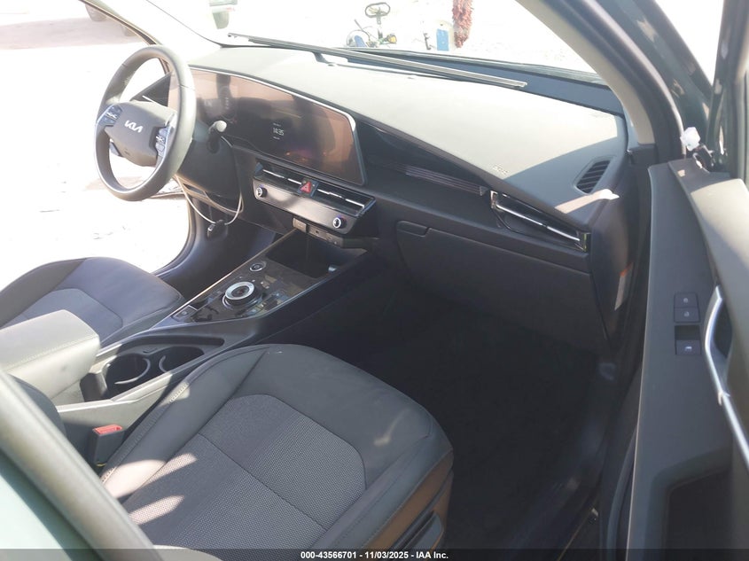 2025 KIA NIRO EV WIND - KNDCR3L13S5144043