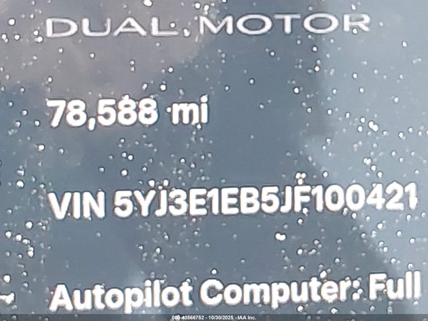 2018 Tesla Model 3 Long Range/Performance VIN: 5YJ3E1EB5JF100421 Lot: 43566752