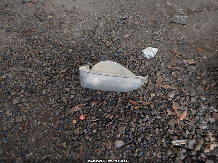 2001 Toyota Sienna Ce VIN: 4T3ZF19C11U330655 Lot: 43566761