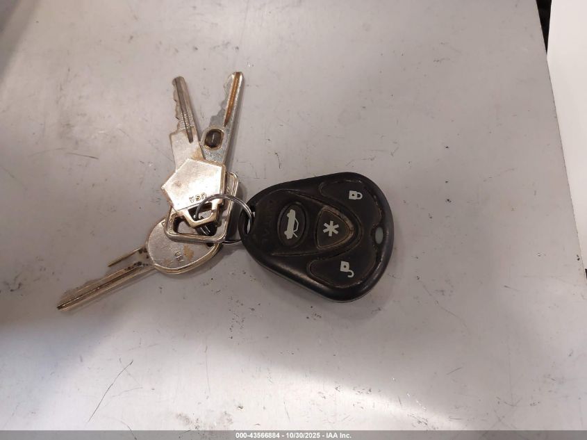 1998 Cadillac Deville Standard VIN: 1G6KD54Y5WU715578 Lot: 43566884