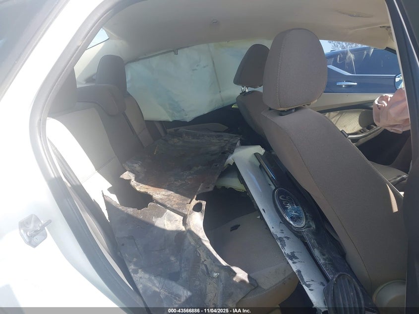 2014 FORD FOCUS SE - 1FADP3F20EL210794