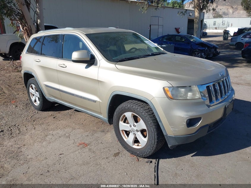 JEEP GRAND CHEROKEE LAREDO