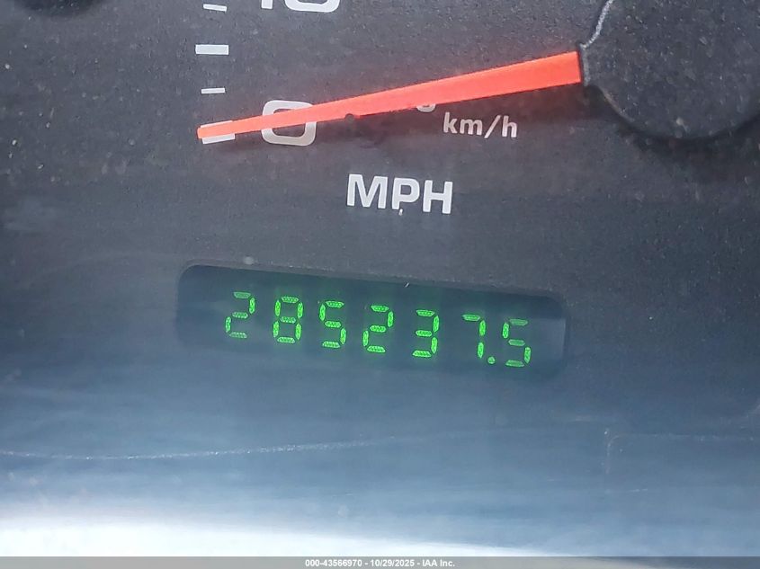 2003 Ford F-250 Lariat/Xl/Xlt VIN: 1FTNW21F33EB18716 Lot: 43566970