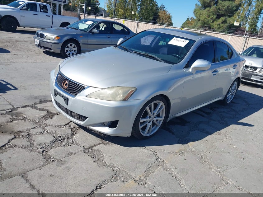 JTHBK262285073004 2008 LEXUS IS photo no. 2