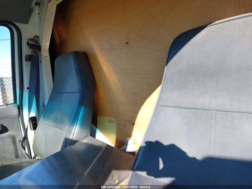 1993 Ford Econoline E350 Cutaway Van VIN: 1FDKE37H5PHB12002 Lot: 43567064