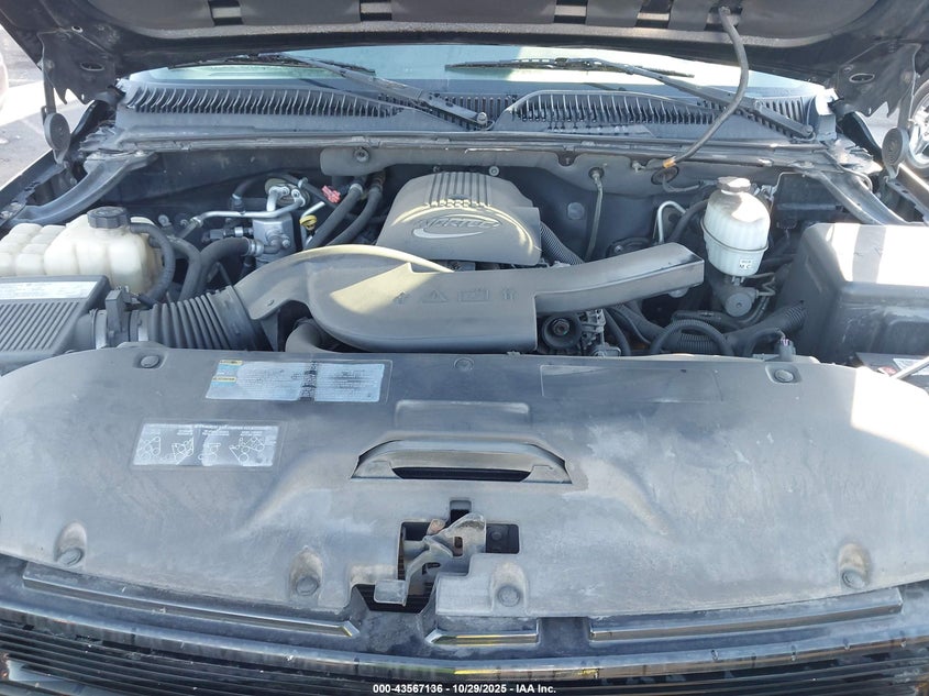 2005 Chevrolet Tahoe Ls VIN: 1GNEC13V85J176815 Lot: 43567136