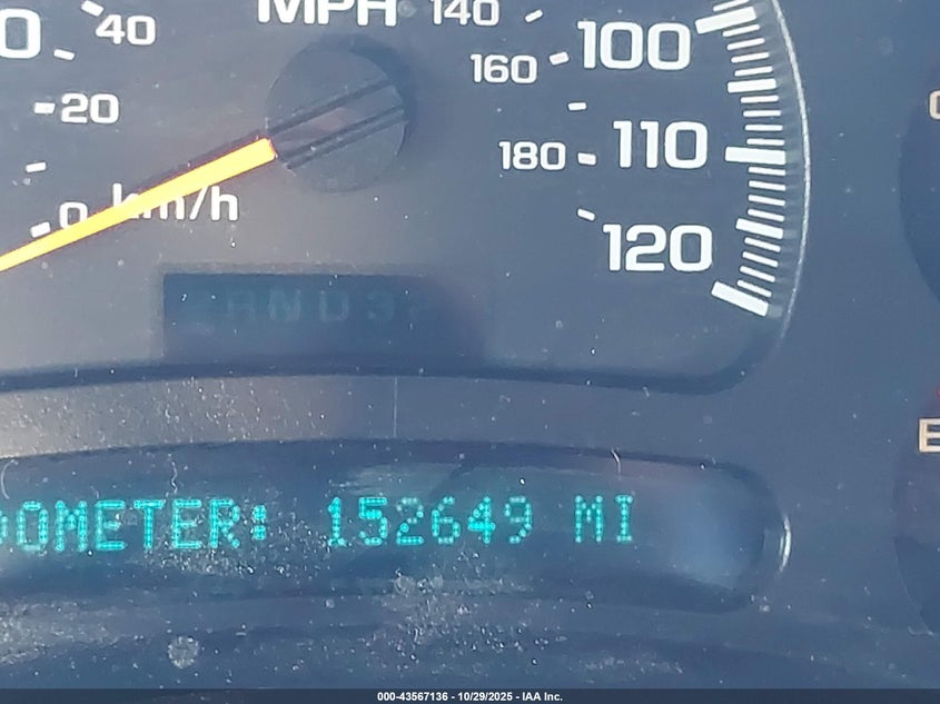 2005 Chevrolet Tahoe Ls VIN: 1GNEC13V85J176815 Lot: 43567136