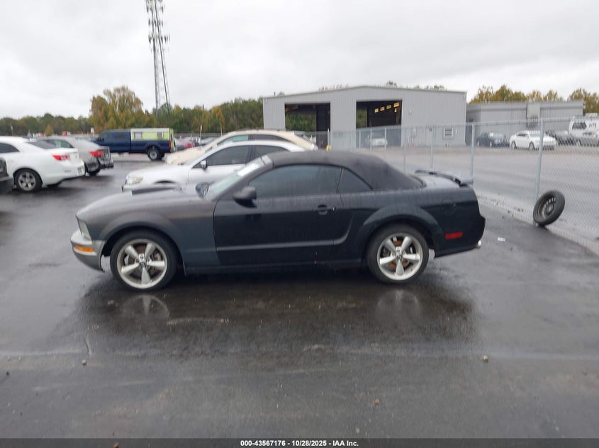 2007 Ford Mustang Gt Deluxe/Gt Premium VIN: 1ZVHT85H275342356 Lot: 43567176