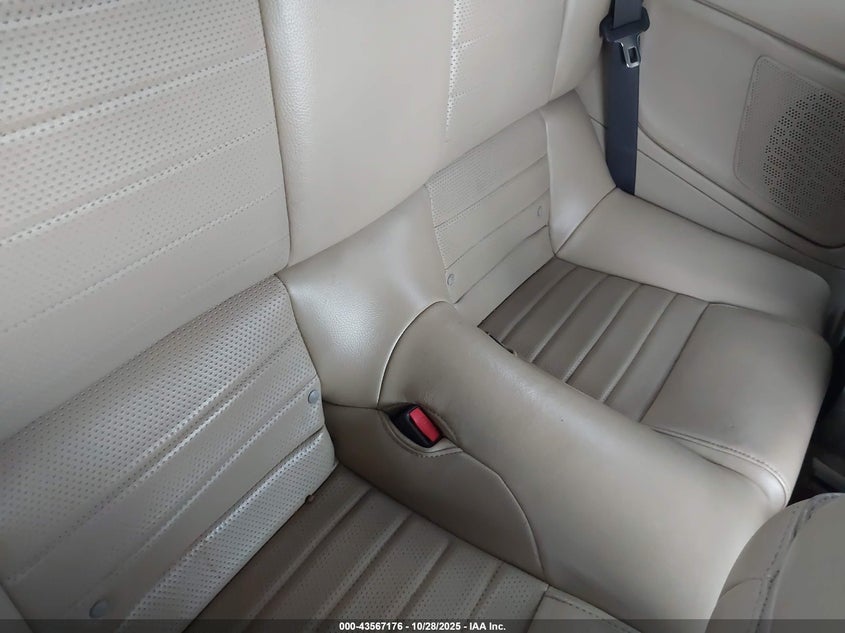 2007 Ford Mustang Gt Deluxe/Gt Premium VIN: 1ZVHT85H275342356 Lot: 43567176