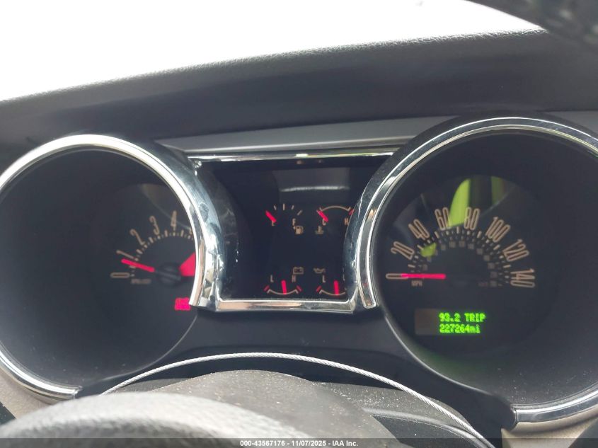 2007 Ford Mustang Gt Deluxe/Gt Premium VIN: 1ZVHT85H275342356 Lot: 43567176