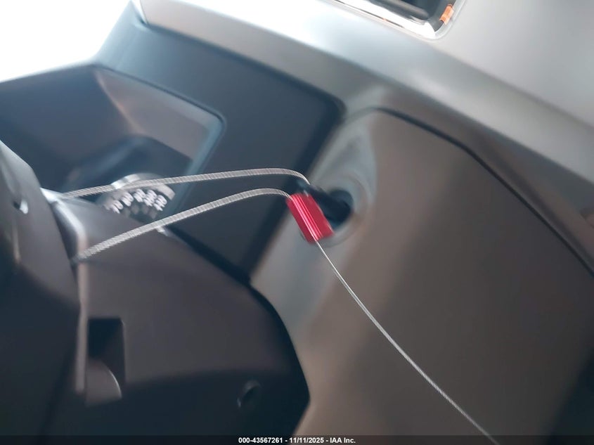 2010 Dodge Ram 1500 Laramie VIN: 1D7RB1CT7AS200009 Lot: 43567261