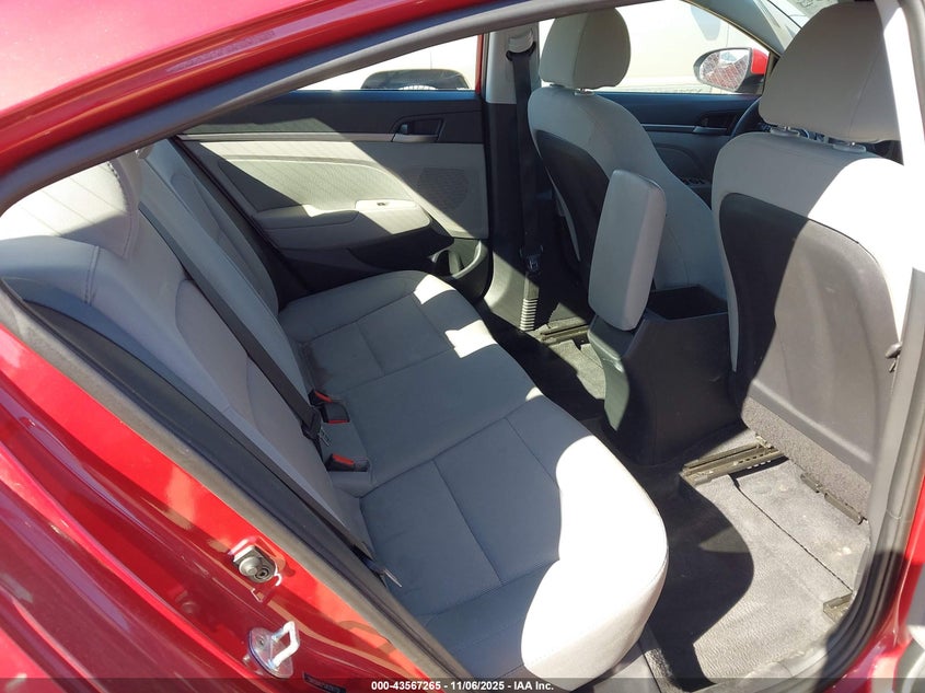 5NPD84LF5JH291732 2018 HYUNDAI ELANTRA photo no. 8
