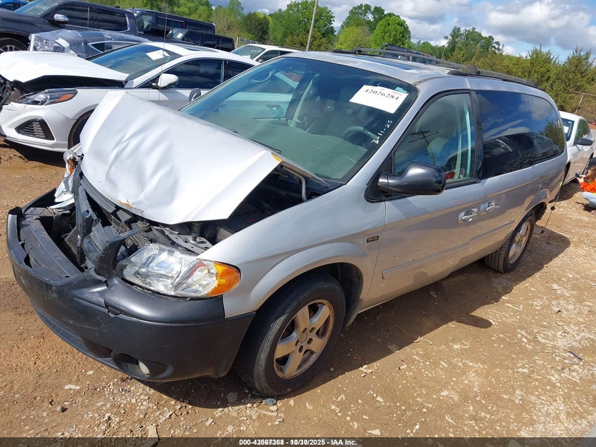2005 Dodge Grand Caravan Sxt silver van gasoline 2D4GP44LX5R288356 photo #3