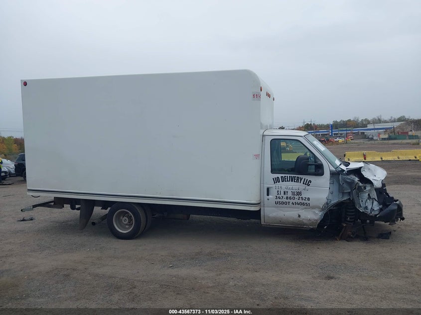 2022 Ford E-350 Cutaway VIN: 1FDWE3FN2NDC00552 Lot: 43567373