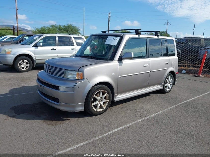 JTLKT334450211150 2005 SCION XB photo no. 2