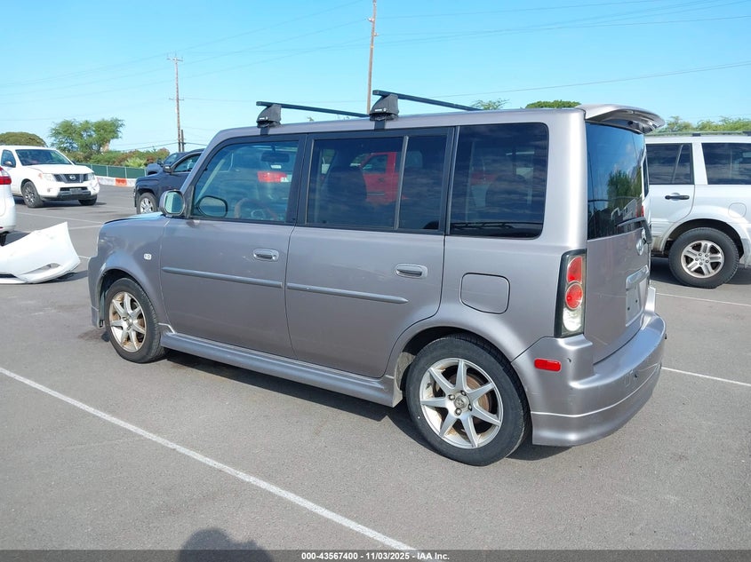 JTLKT334450211150 2005 SCION XB photo no. 3