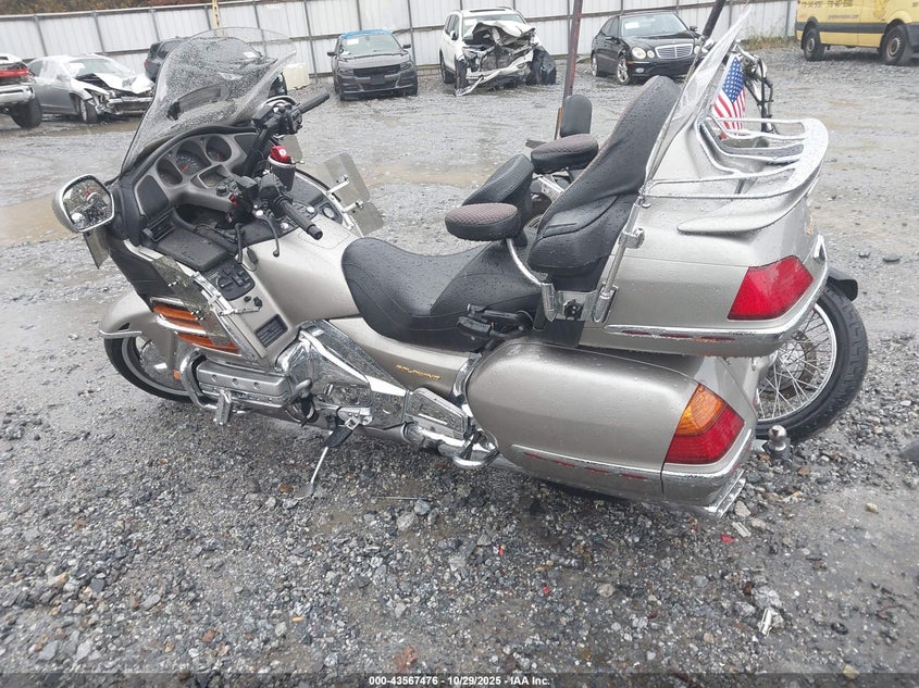 2003 Honda Gl1800 VIN: 1HFSC470X3A209487 Lot: 43567476