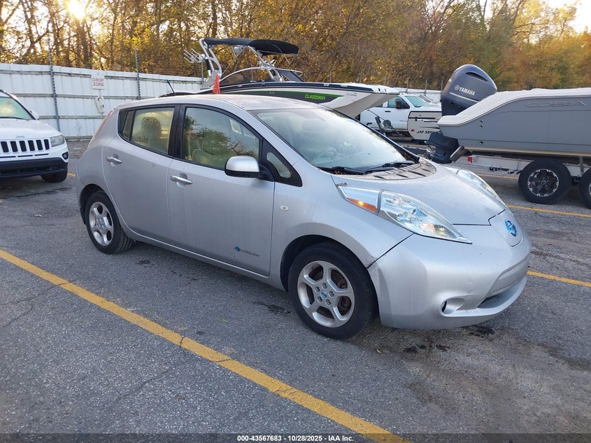 NISSAN LEAF SL