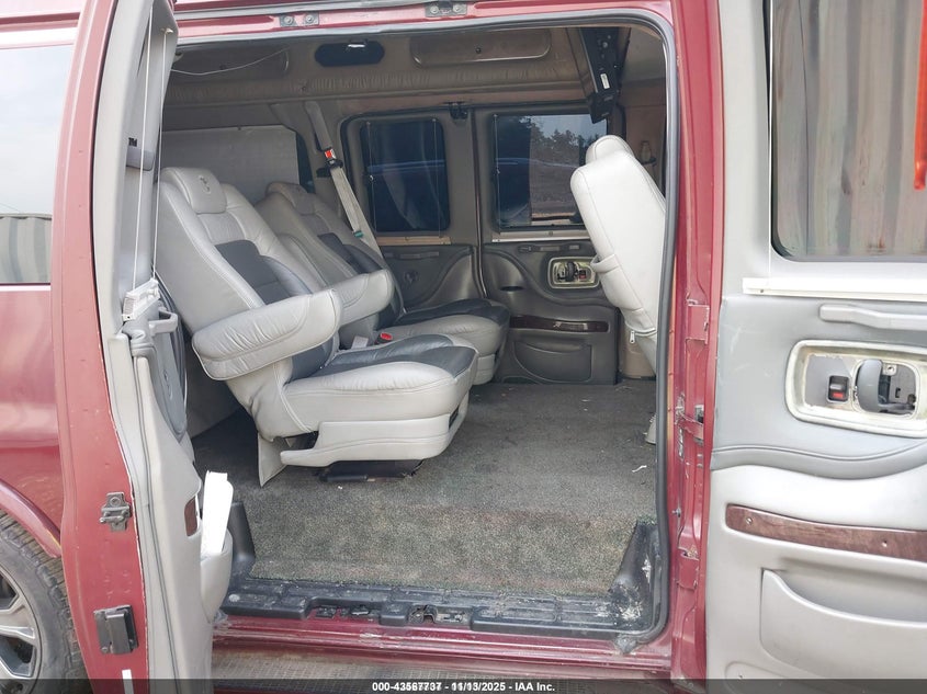 2003 Chevrolet Express Upfitter VIN: 1GBFG15T031162096 Lot: 43567737