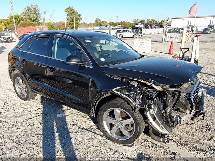 AUDI Q3 2.0T PREMIUM PLUS