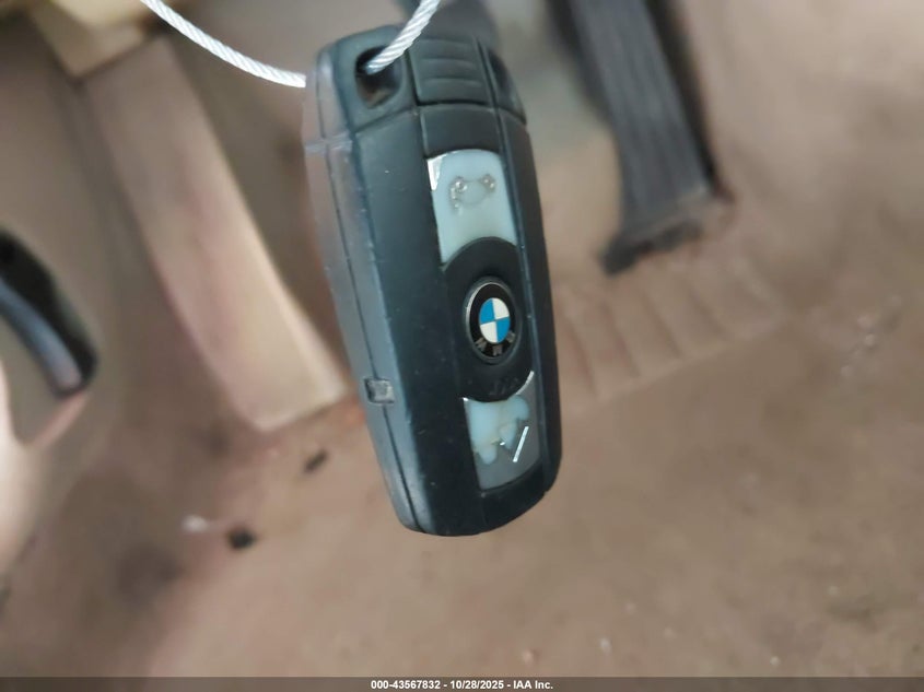 2008 BMW 328I VIN: WBAWL13508PX17075 Lot: 43567832