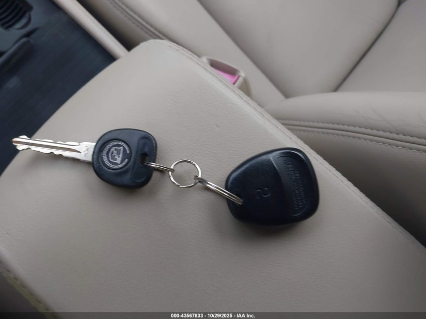 2005 Cadillac Srx V6 VIN: 1GYEE637650143992 Lot: 43567833