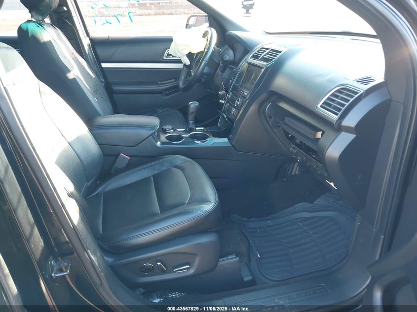 1FM5K8D8XGGD20051 2016 FORD EXPLORER photo no. 5