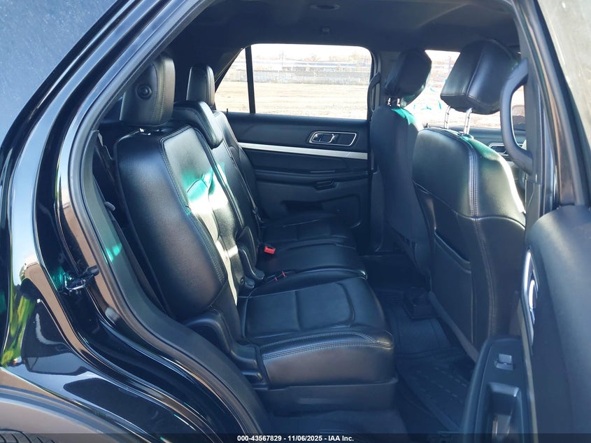 1FM5K8D8XGGD20051 2016 FORD EXPLORER photo no. 8
