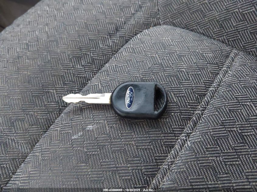 2002 Ford Explorer Xls VIN: 1FMZU62E32UA02713 Lot: 43568089