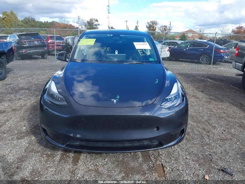 2024 Tesla Model Y Performance Dual Motor All-Wheel Drive VIN: 7SAYGDEF7RA318053 Lot: 43568098